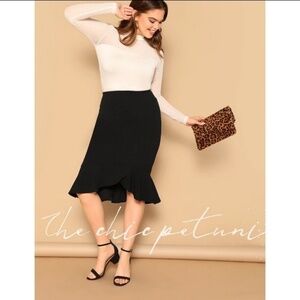 Plus size black ruffle hem mermaid skirt